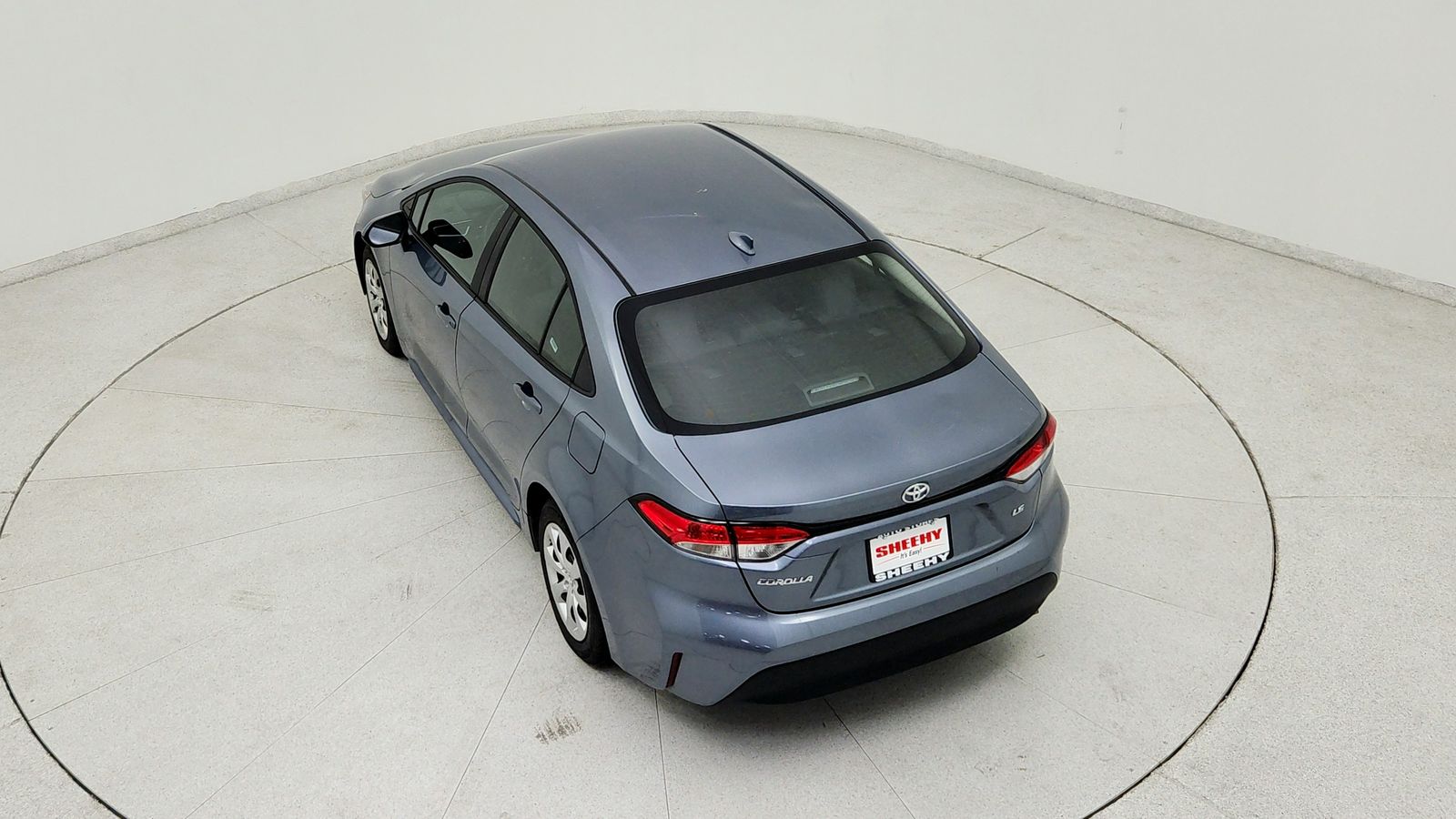 Used 2024  Toyota LE image 18