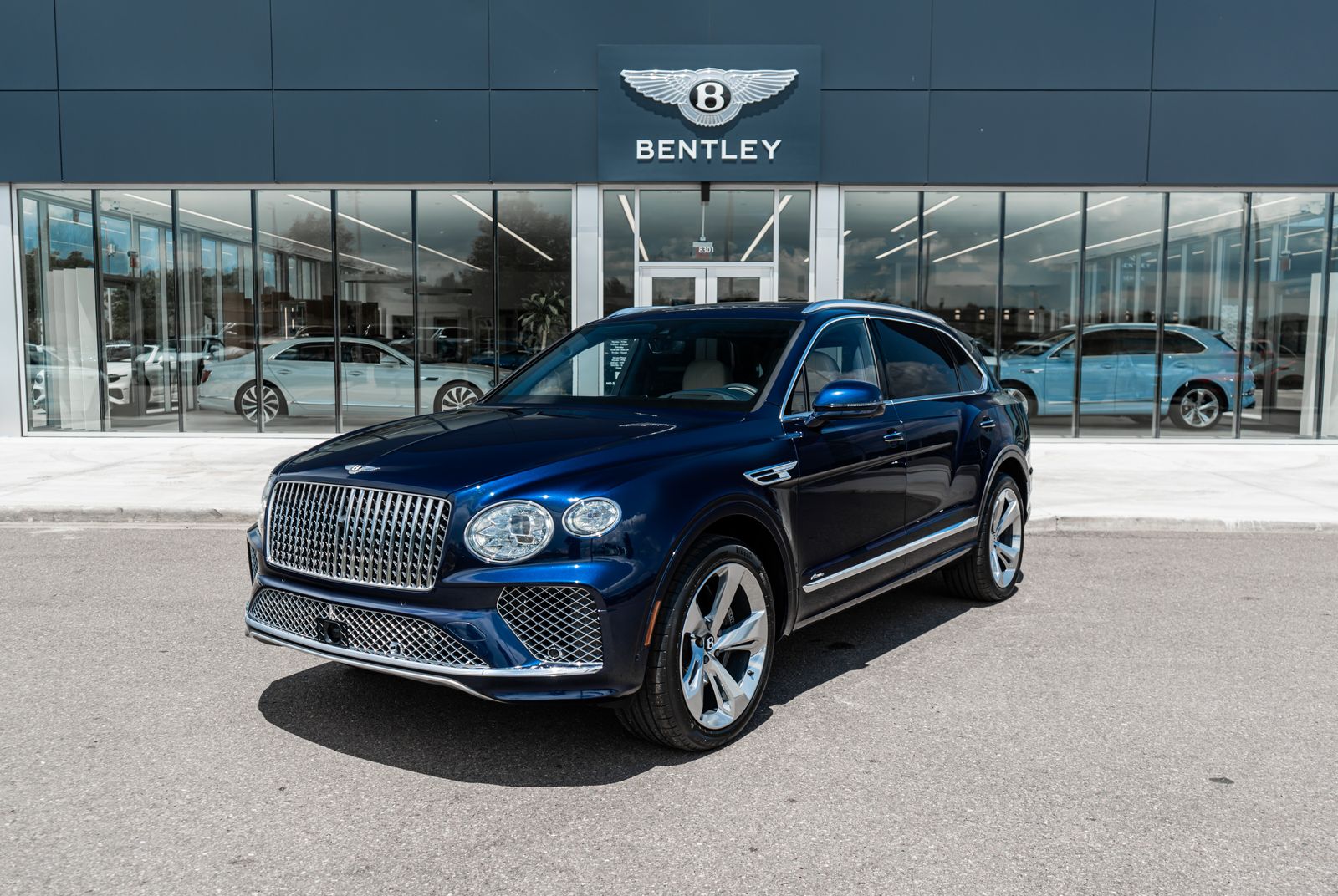 2024 Bentley Bentayga EWB Azure's photo