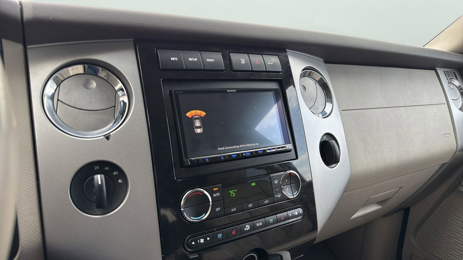 Used Car 2013 Ford Expedition  Limited For Sale Under $12,000 In Austin, Texas