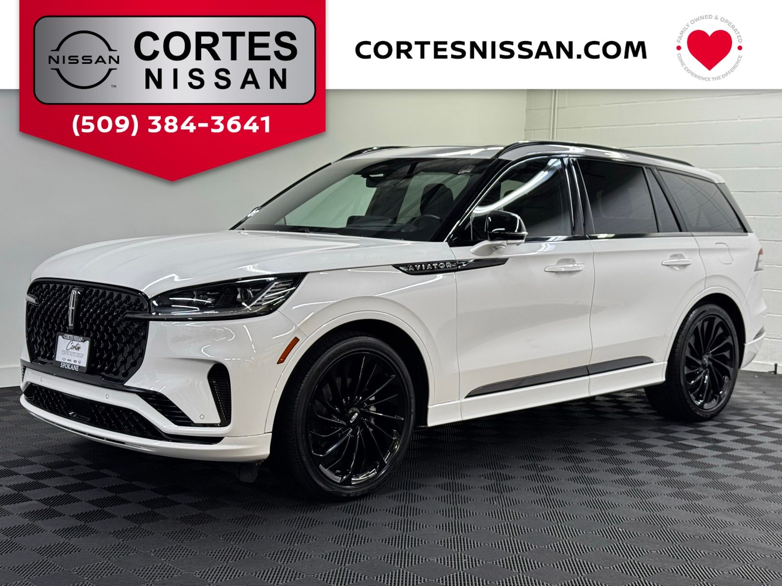 Pristine White Metallic Tri-Coat 2025 Lincoln Aviator Reserve AWD SUV / Crossover All-Wheel Drive Automatic