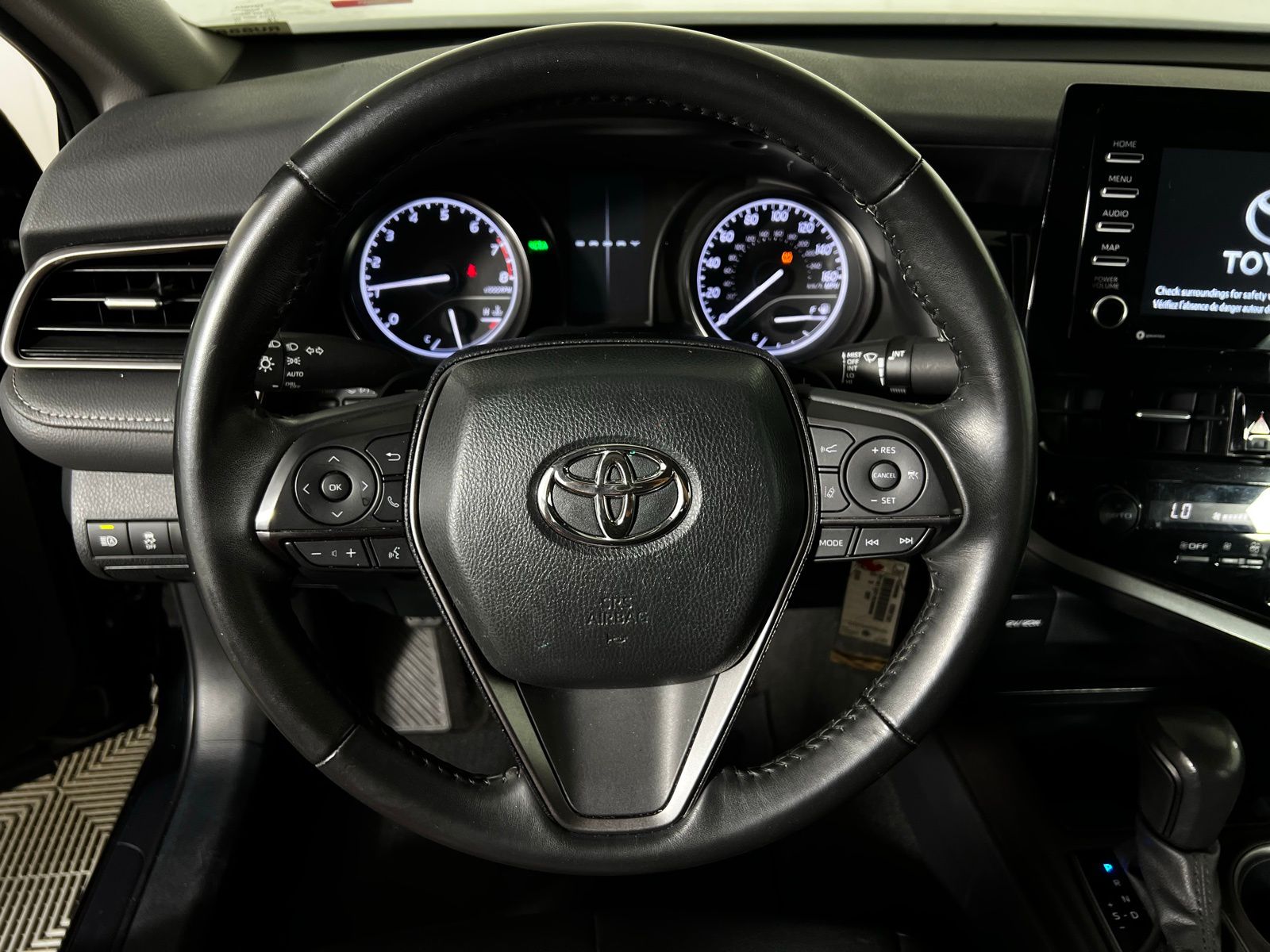 2024 Toyota Camry SE 10