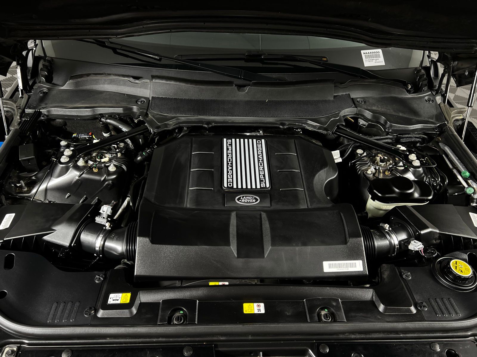 Thumbnail: 2021 Land Rover Range Rover - 27