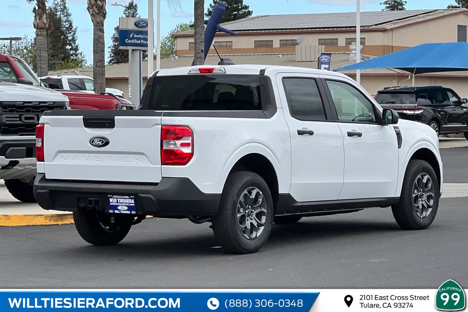 View vehicle photo 7