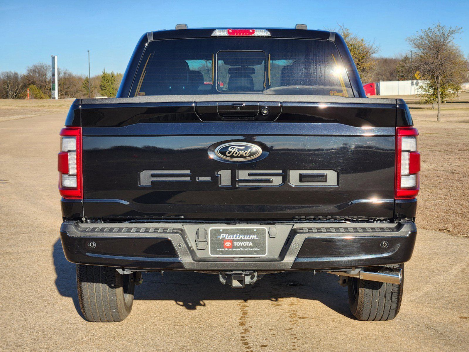 2022 Ford F-150 Lariat 8