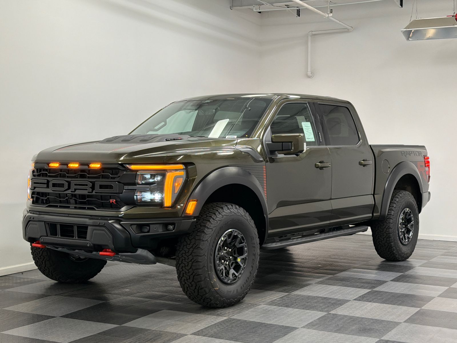 Green 2026 Ford F-150 Raptor SuperCrew 4WD Pickup Truck Four-Wheel Drive Automatic