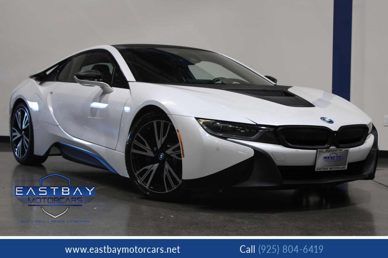 Crystal White Pearl 2017 BMW i8 Coupe All-Wheel Drive 6-Speed Automatic