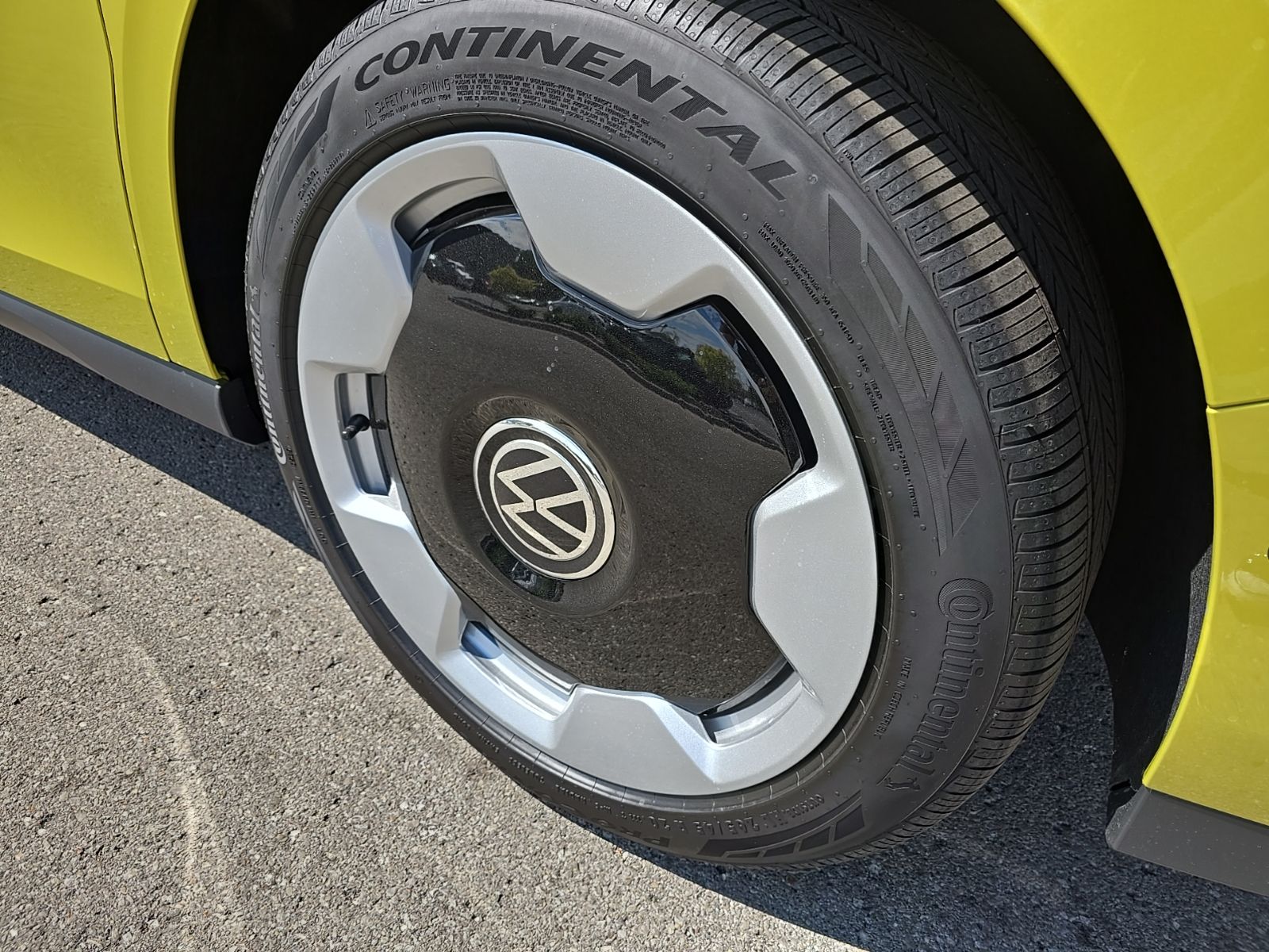 new 2025 Volkswagen ID. Buzz car, priced at $59,500