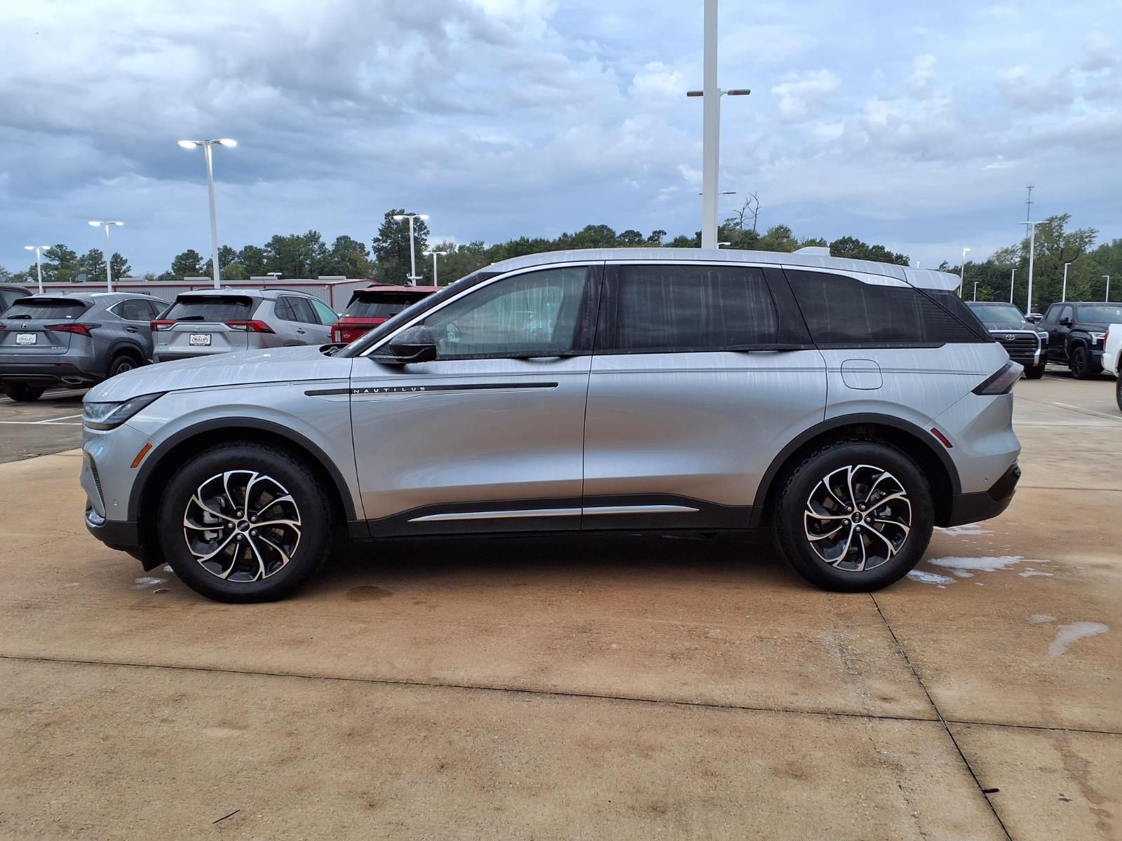 2024 Lincoln Nautilus Premiere Silver at Bayway Cadillac of The Woodlands