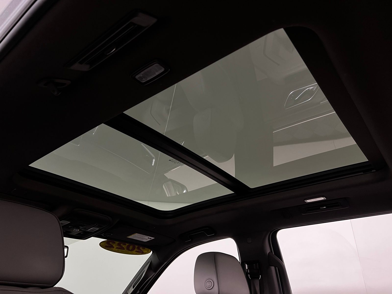 Thumbnail: 2022 GMC Yukon XL - 28