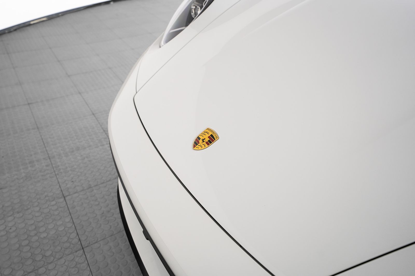 2023 Porsche 911 Carrera S — full photo 10 of 40