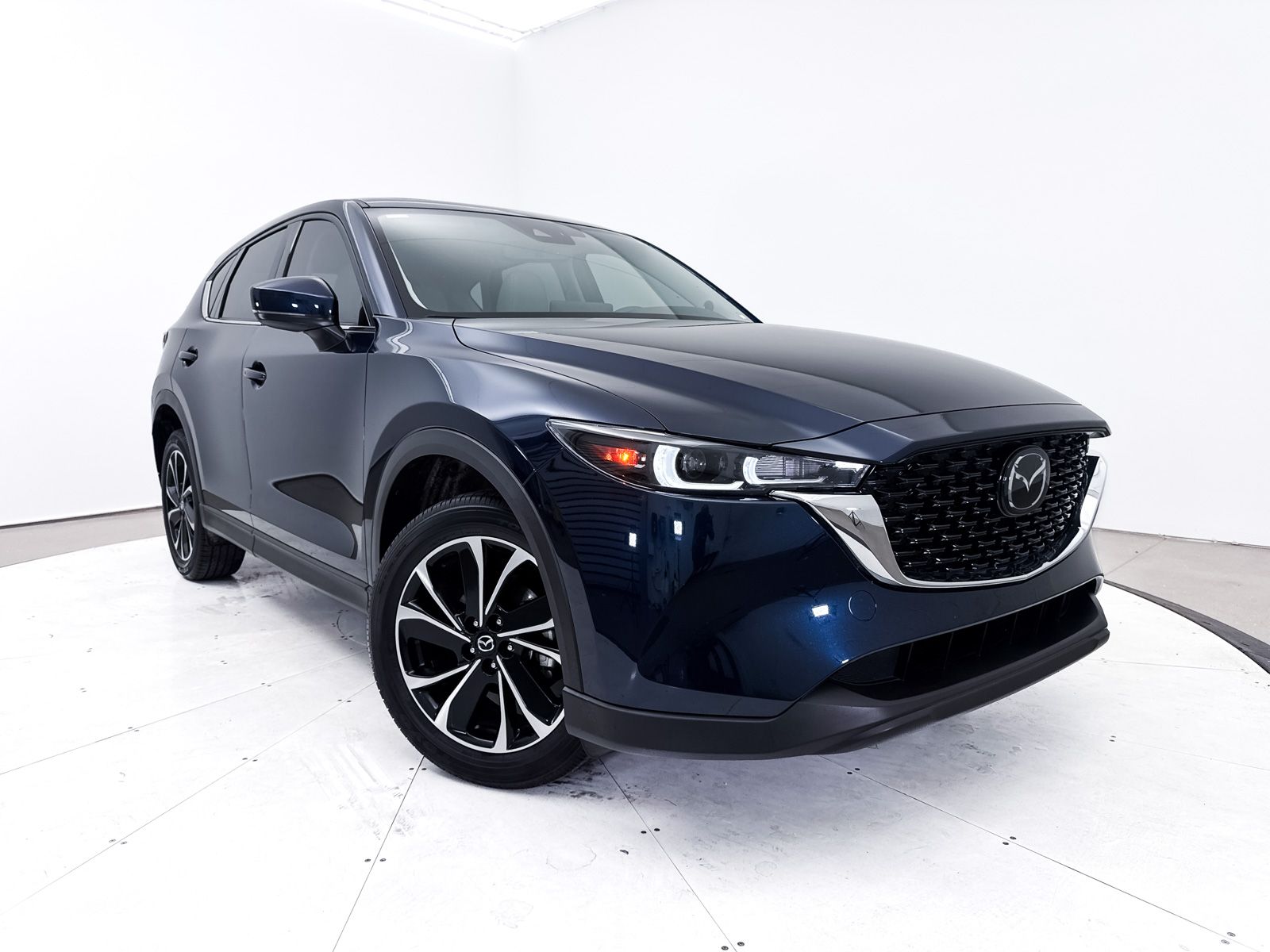 2023 Mazda CX-5 2.5 S Premium Package