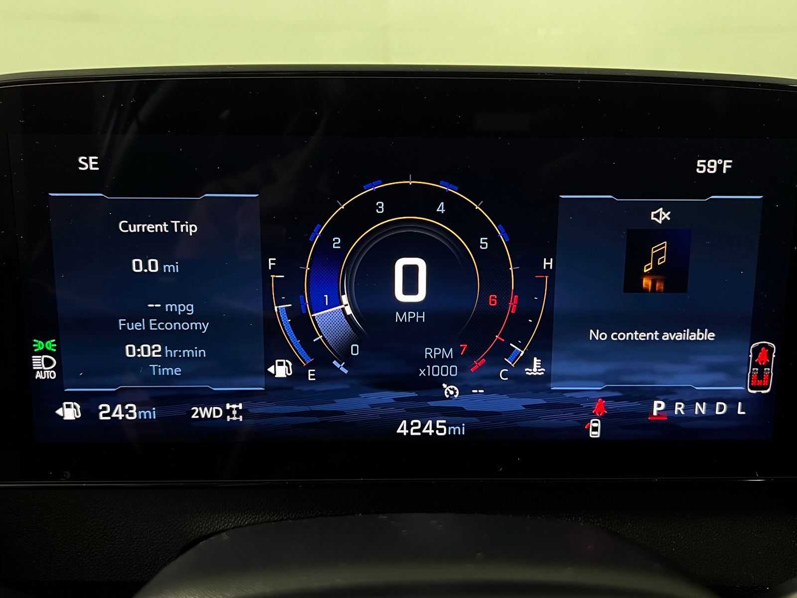 Thumbnail: 2025 Chevrolet Traverse - 16