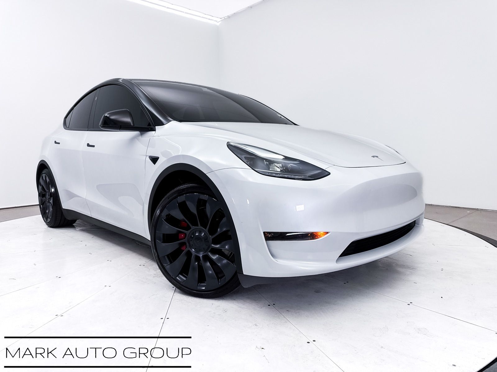 2024 Tesla Model Y Performance
