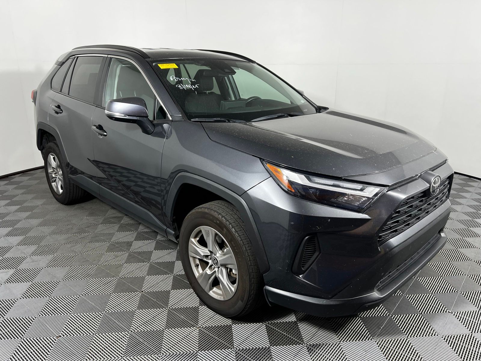 Thumbnail: 2025 Toyota RAV4 - 3