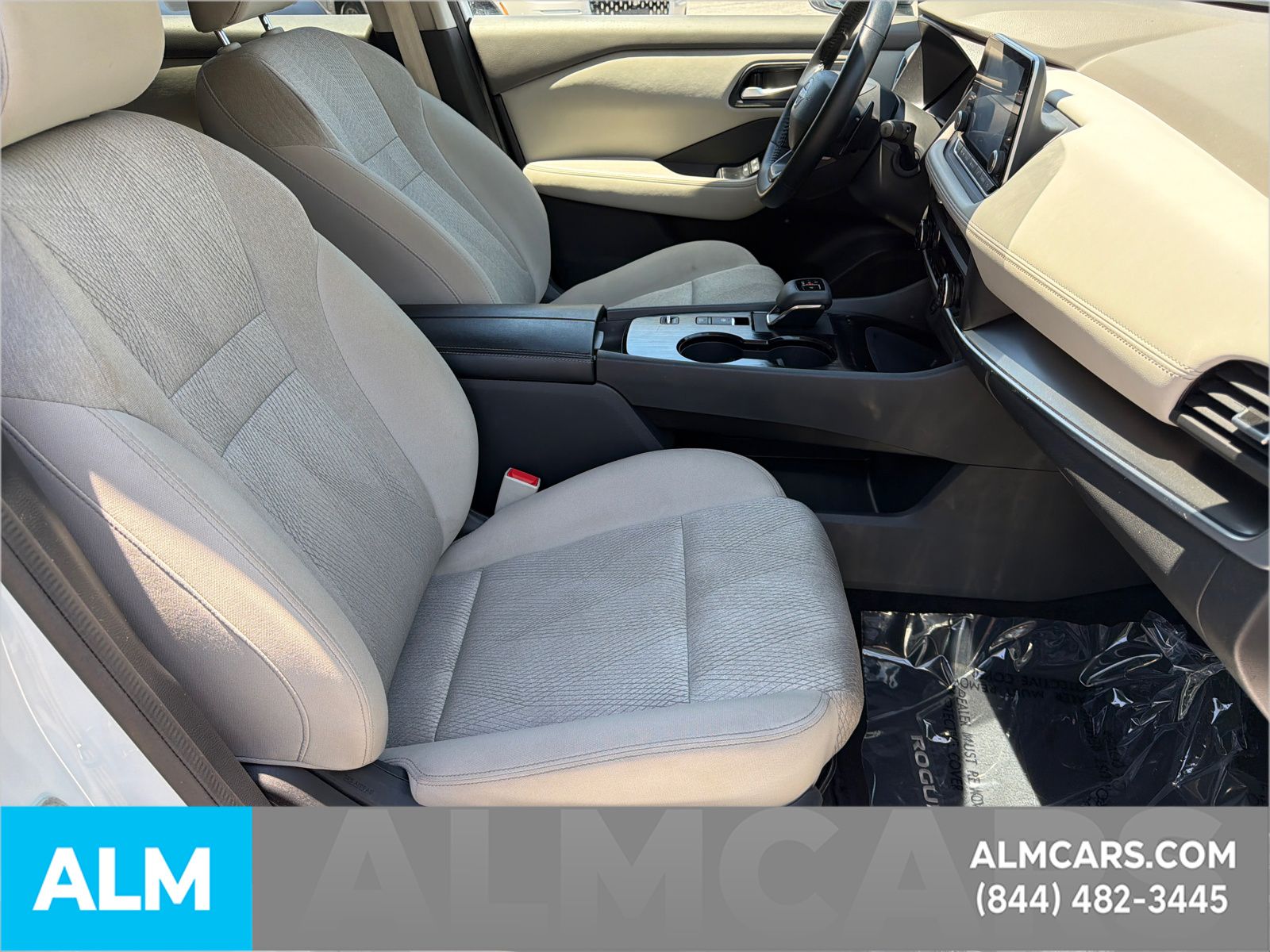Certified Used 2025 Everest White P Nissan SV image 15