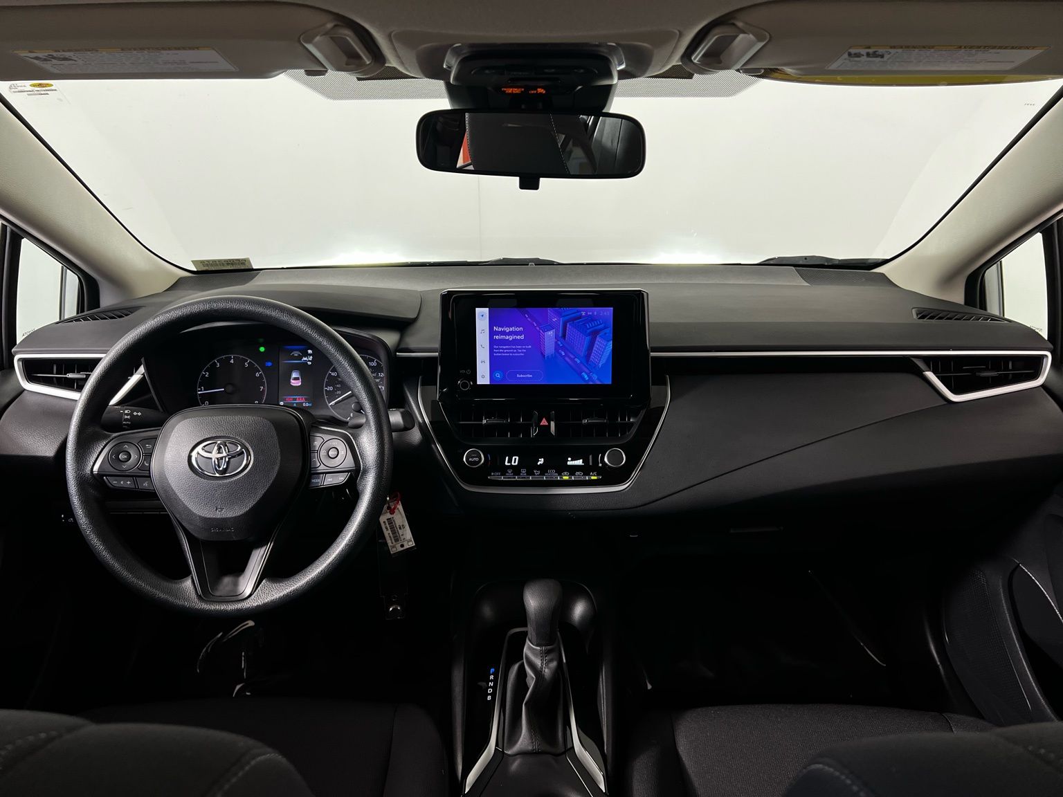 Thumbnail: 2025 Toyota Corolla - 20