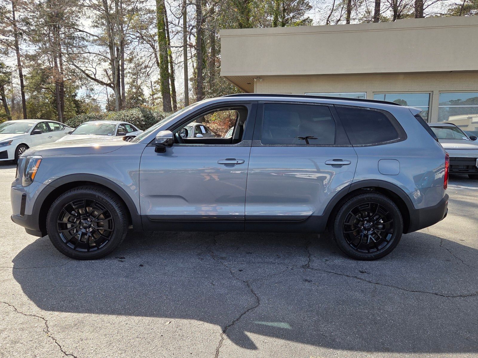 Used 2021 Silver Kia SX image 2