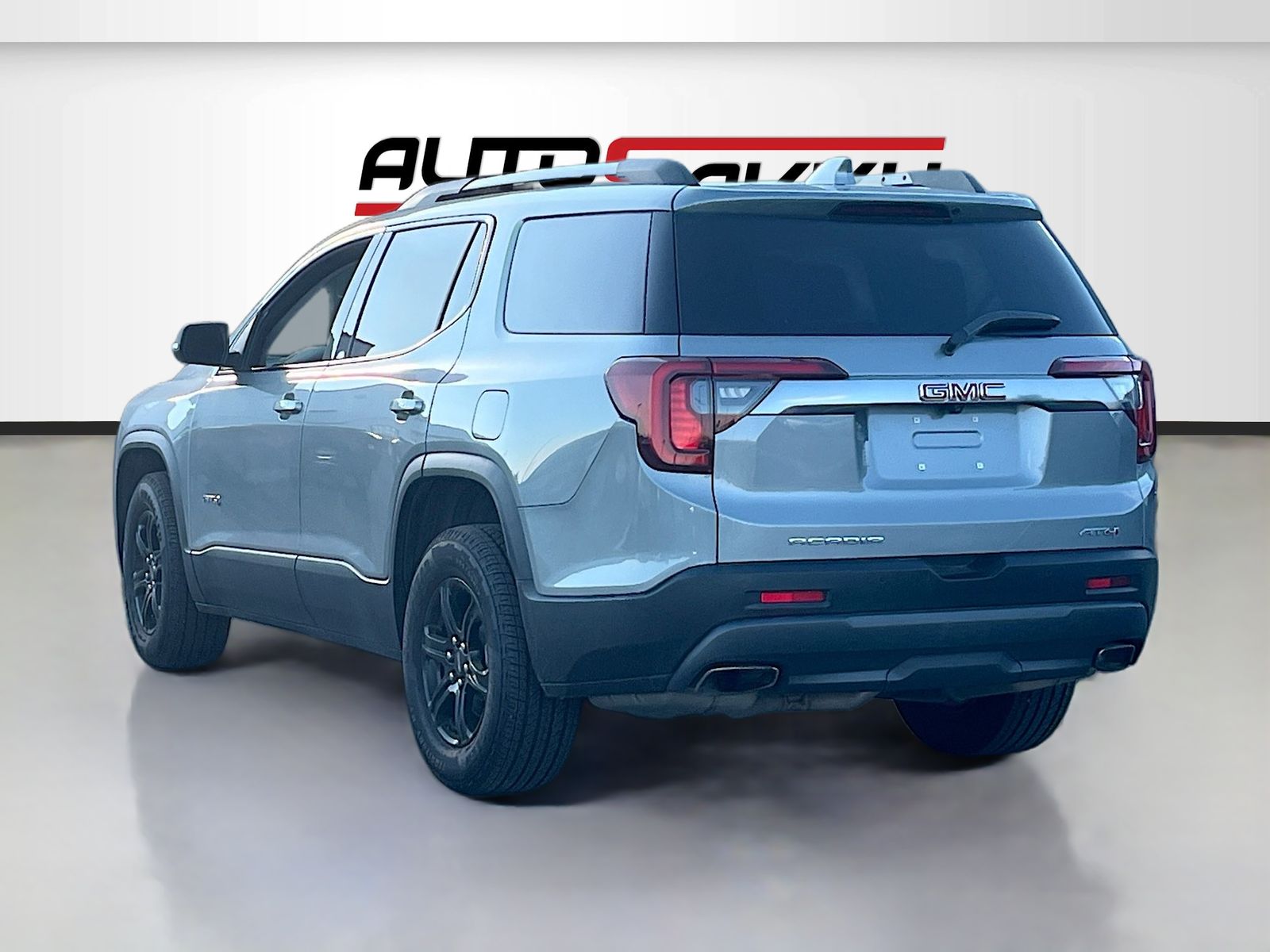 Used 2023 Silver GMC AT4 image 5