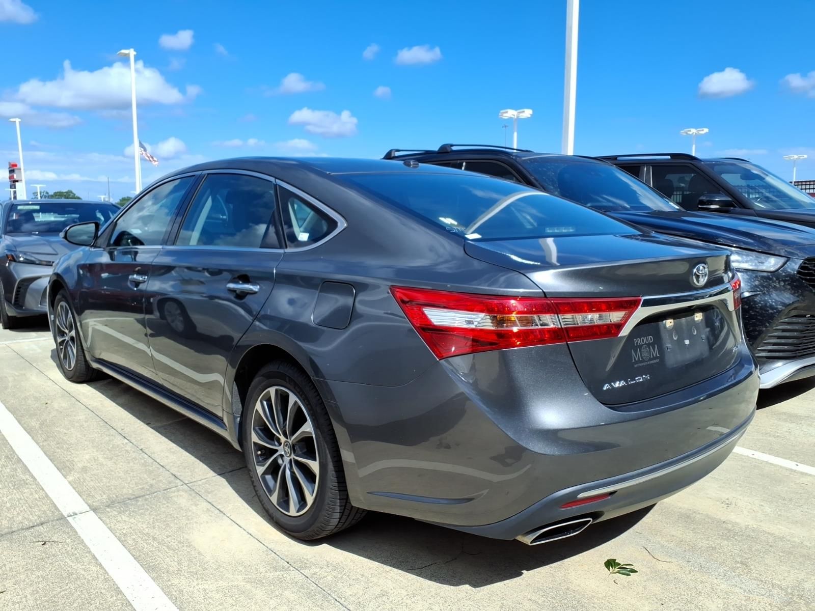 2017 Toyota Avalon XLE Premium Gray at Mac Haik CDJR North Houston