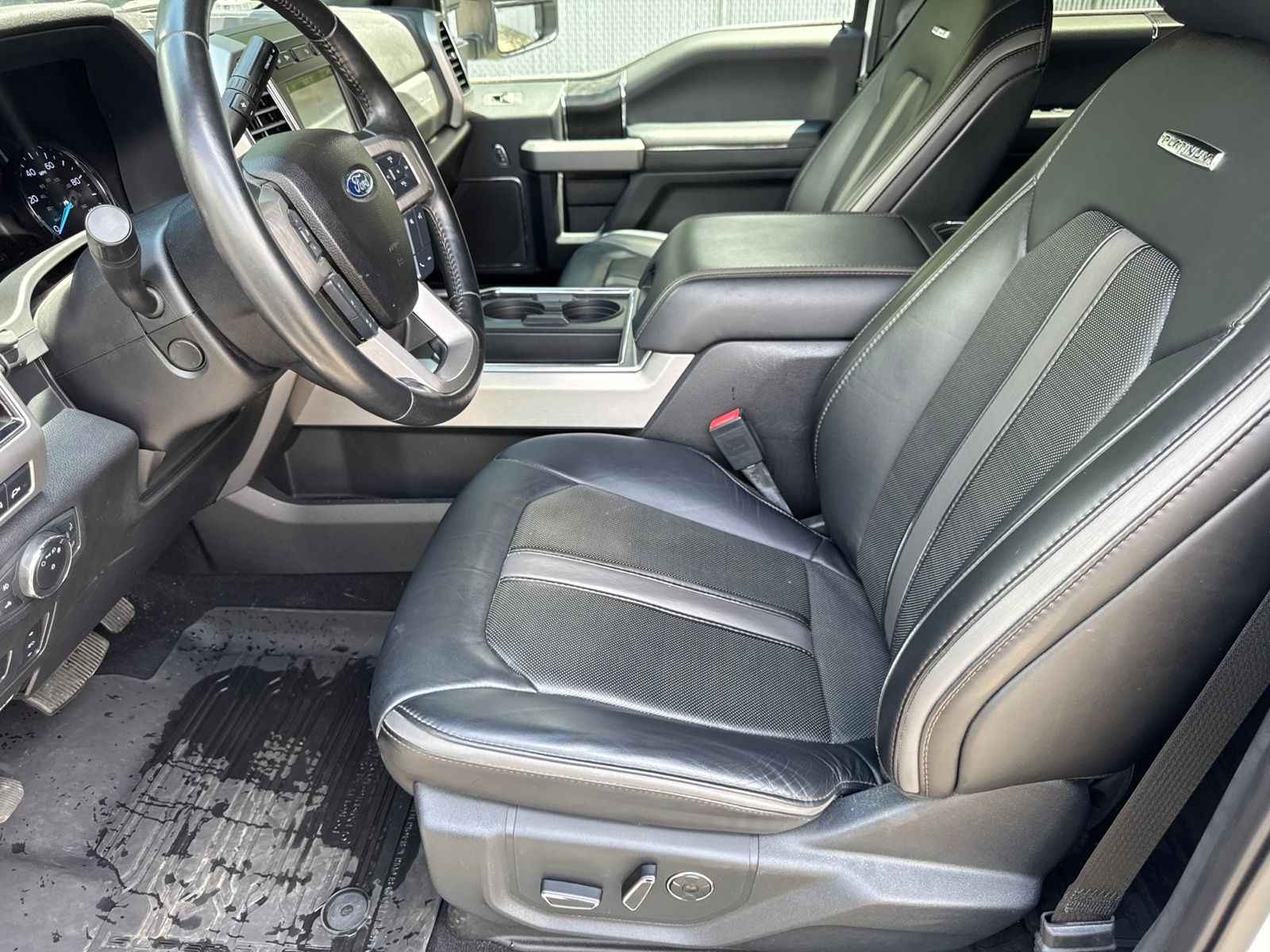 Certified Used 2019 White Platinum Clearcoat Metallic Ford Platinum image 7