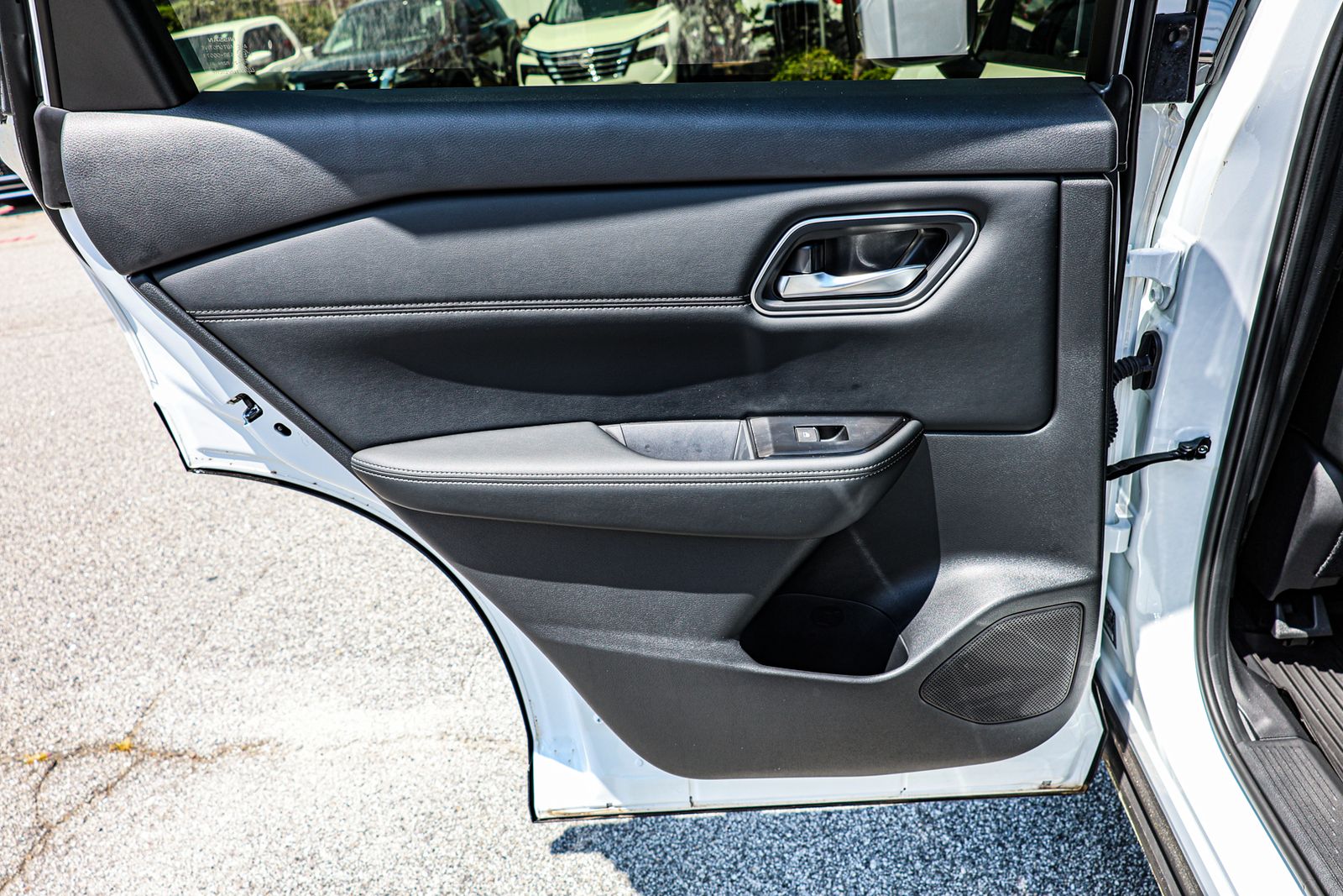 2025 Nissan Rogue Platinum photo 37