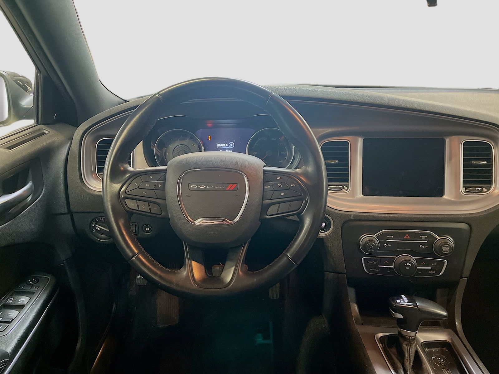 Used 2023 Black Dodge SXT image 20