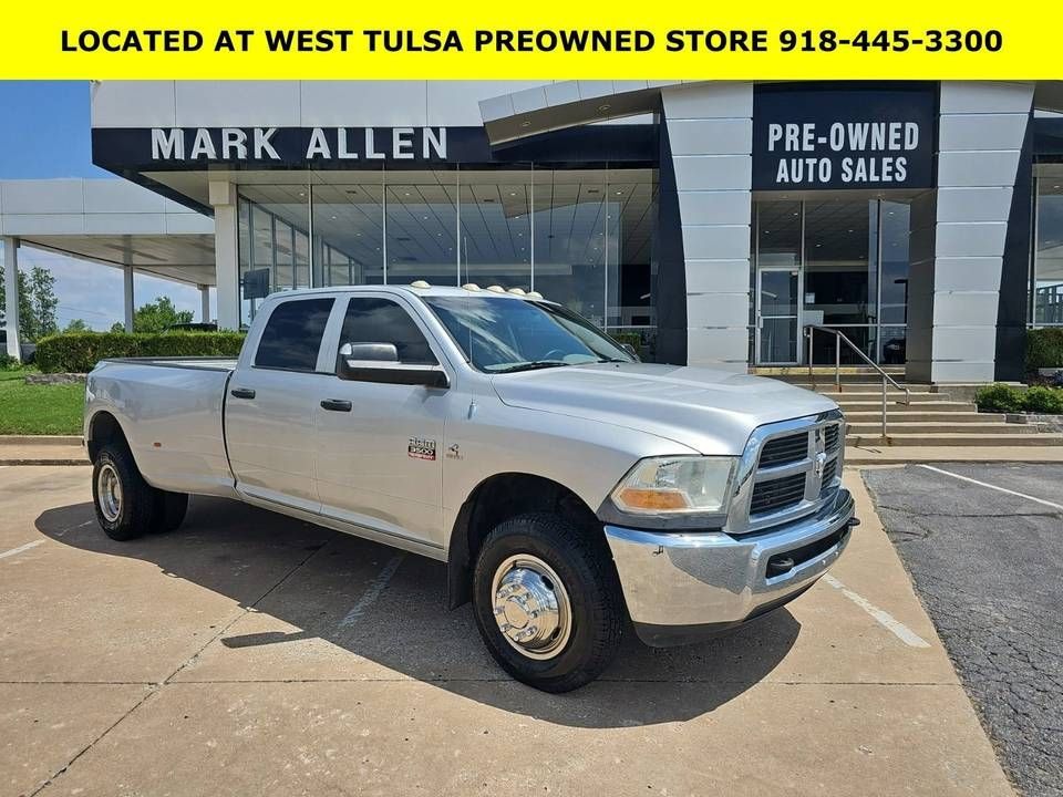2011 RAM 3500 ST Crew Cab 8 ft. DRW 4WD