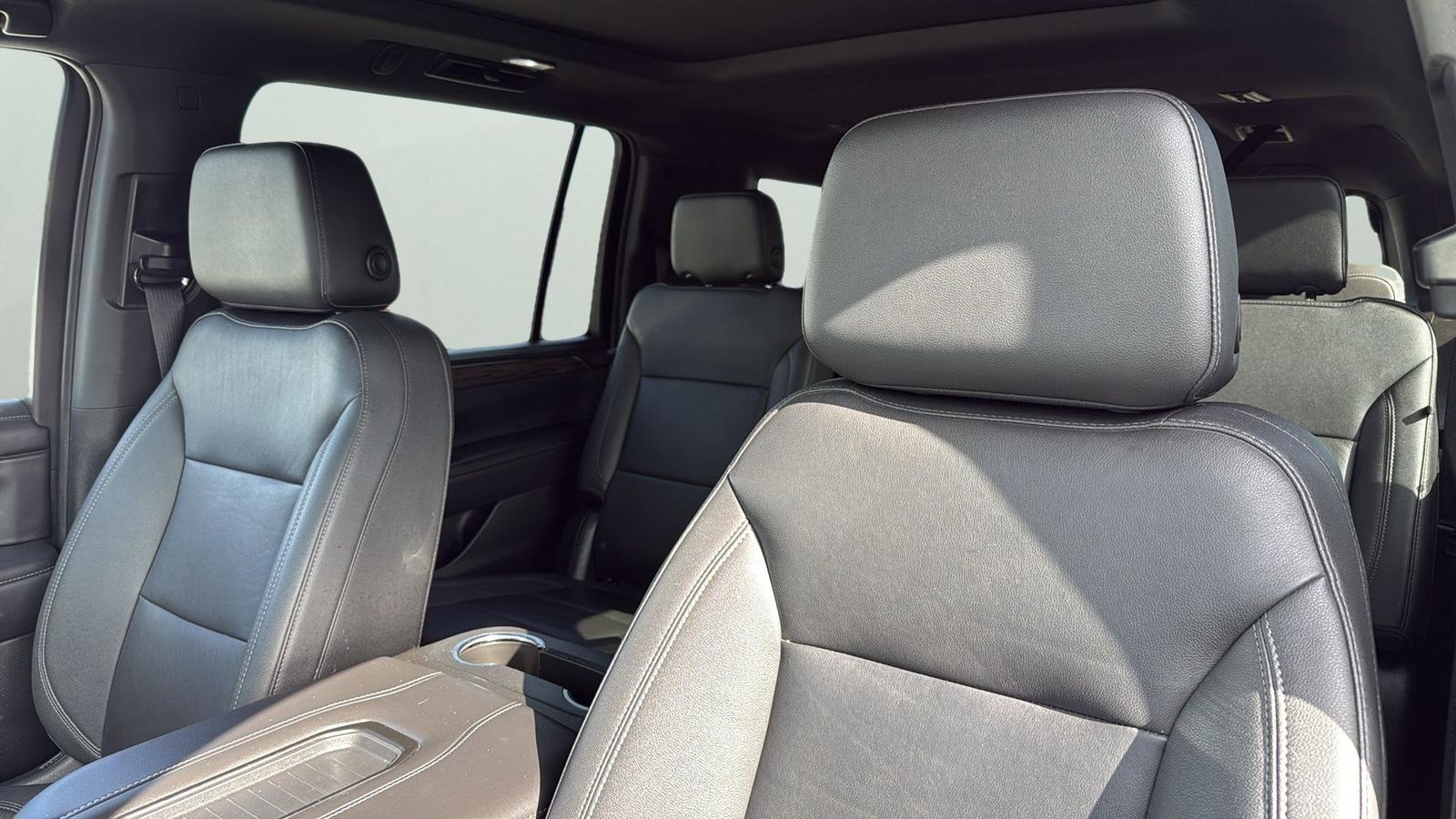 Used Car 2022 Chevrolet Suburban  Z71 For Sale Under $50,000 In Austin, Texas