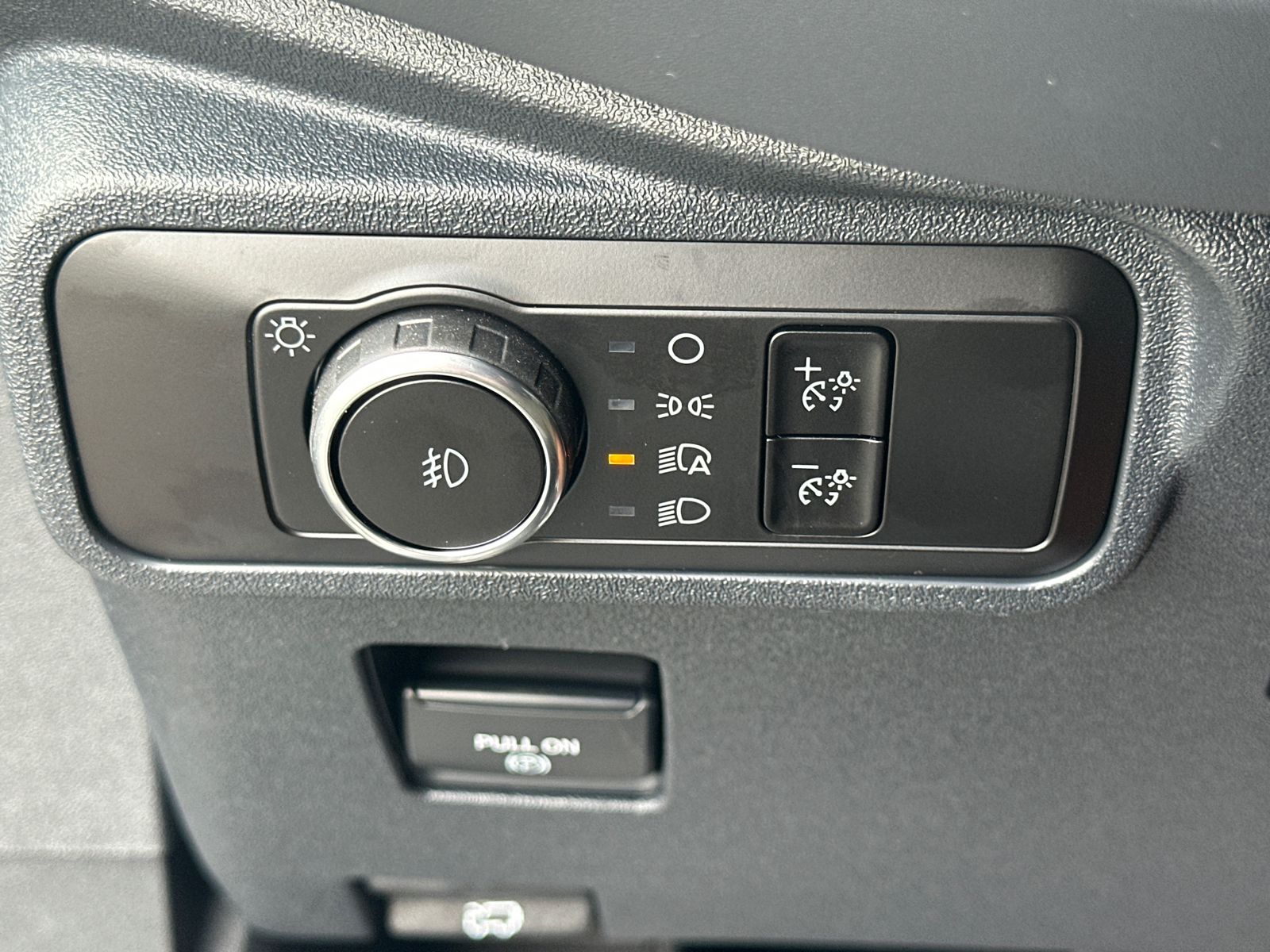 New 2026 Avalanche Gray Ford Outer Banks® image 33