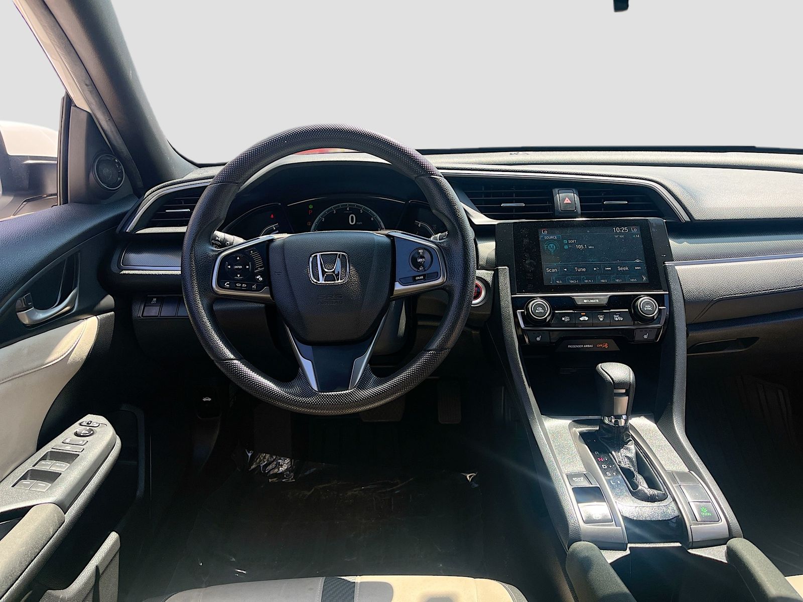 Used 2018  Honda EX image 22