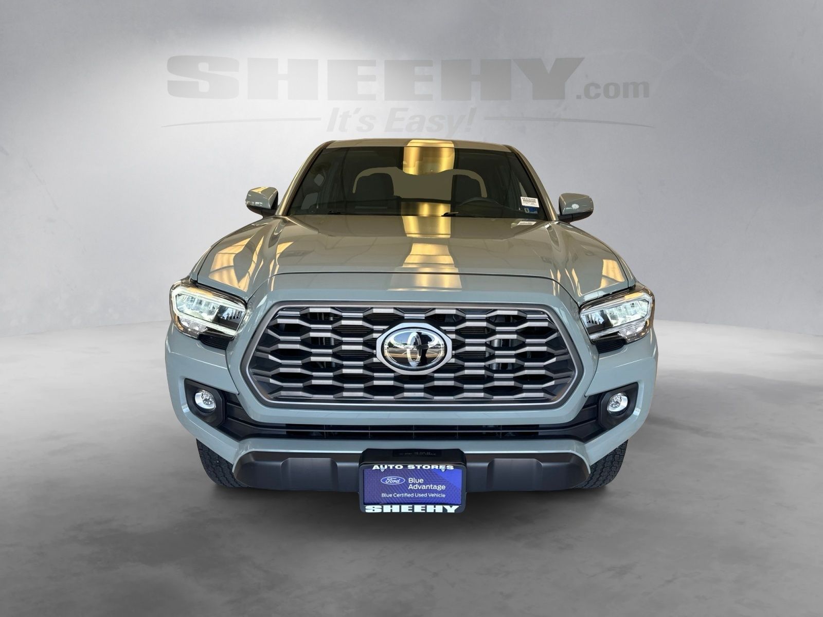 Used 2023 Lunar Rock Toyota TRD Off-Road image 17