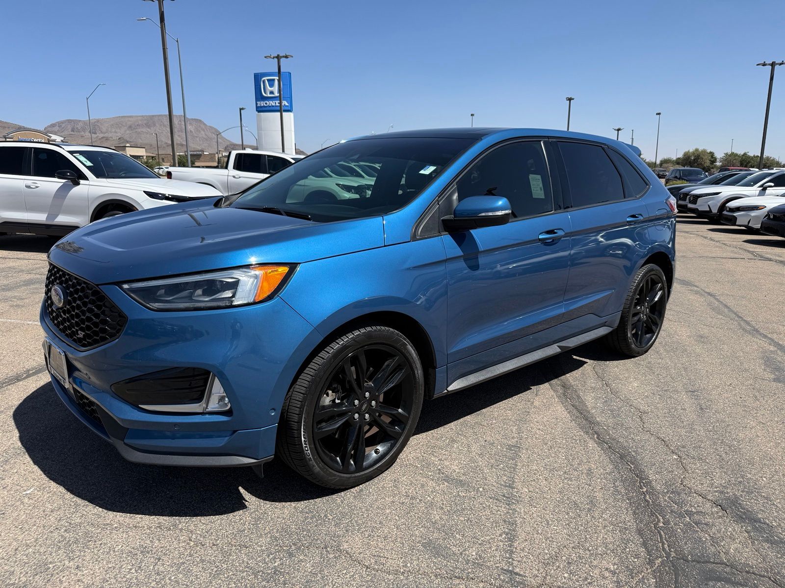 Blue Metallic 2019 Ford Edge SUV / Crossover All-Wheel Drive 8-Speed Automatic