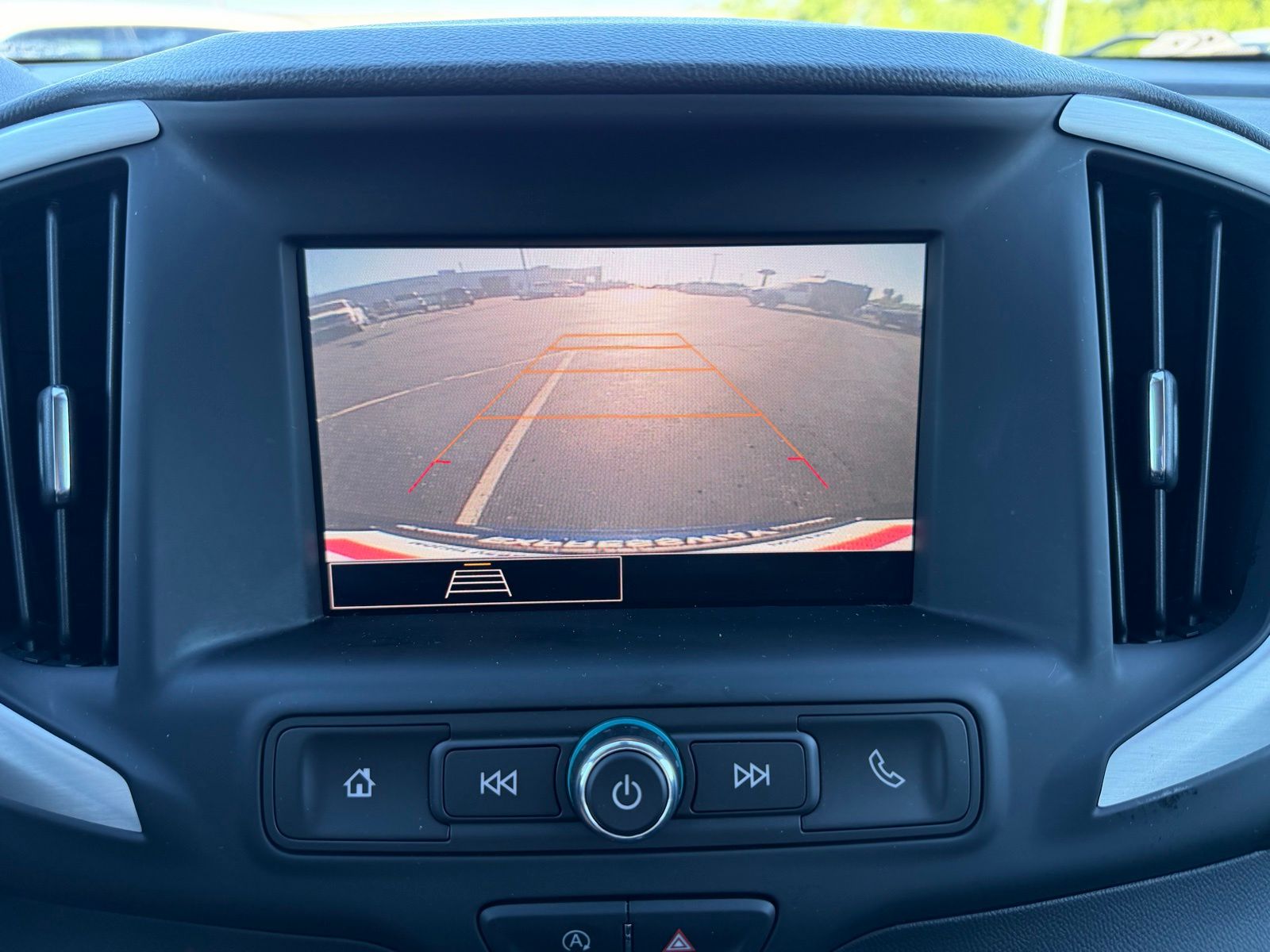 2022 GMC Terrain image 21
