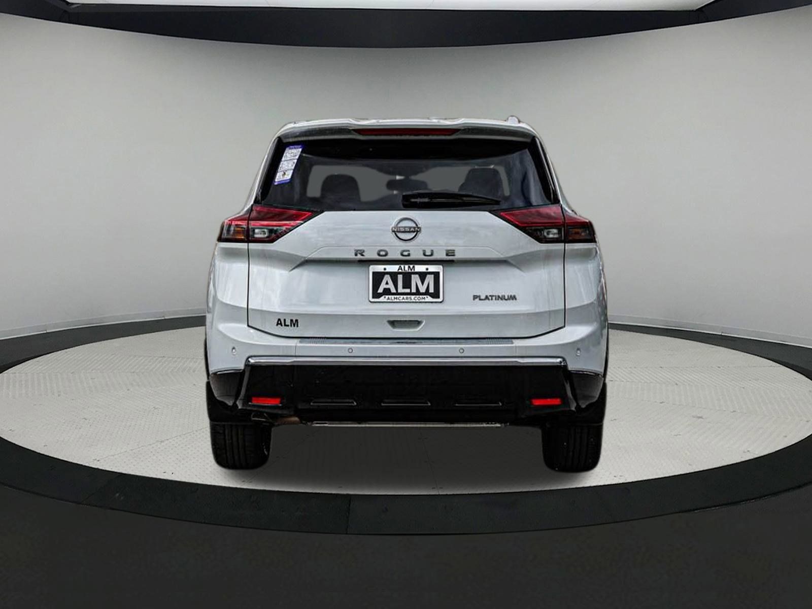 2025 Nissan Rogue Platinum photo 9