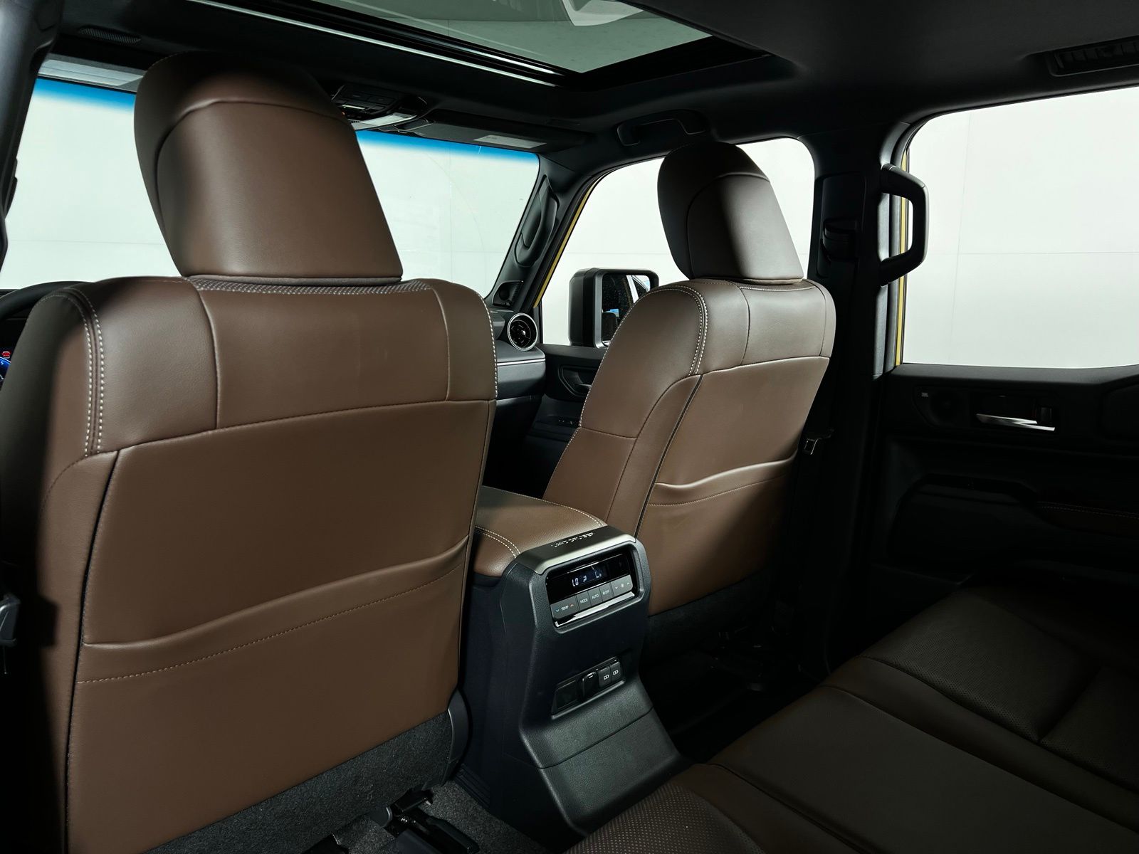 Thumbnail: 2027 Toyota Land Cruiser - 23