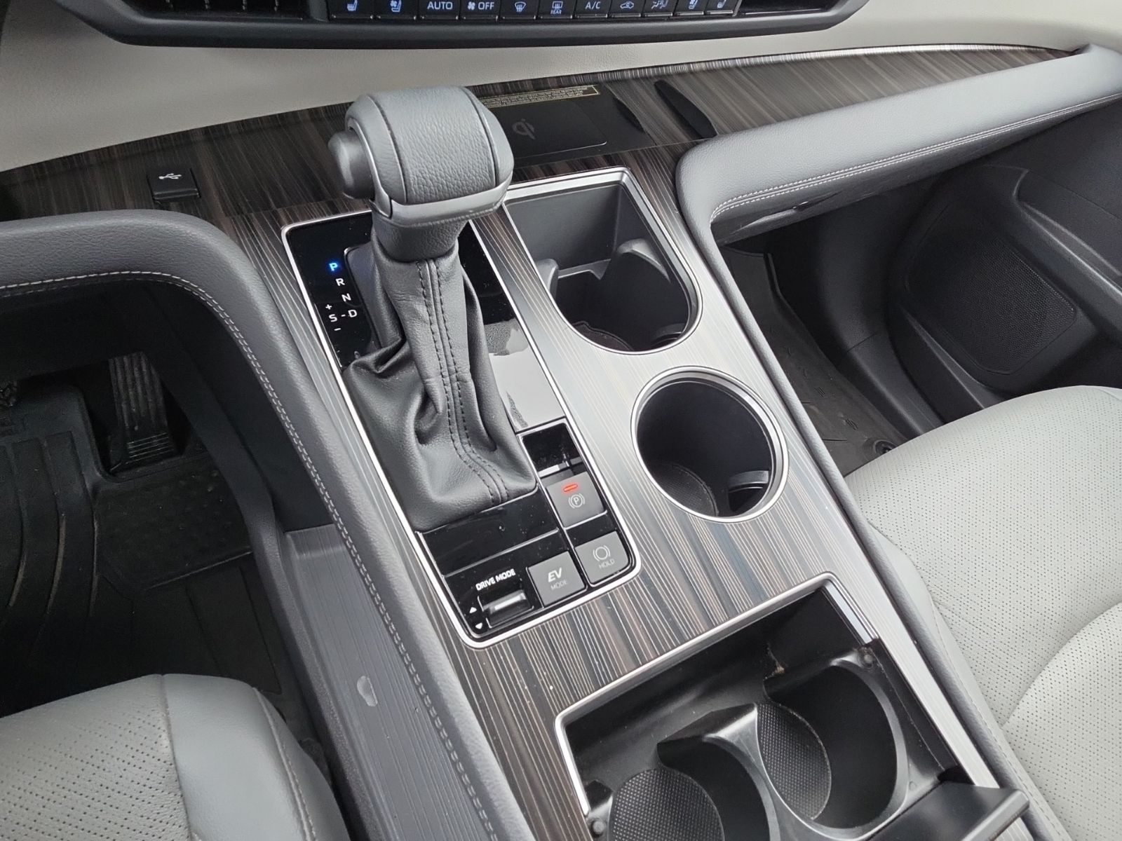 Used 2024 Beige Toyota Limited image 14