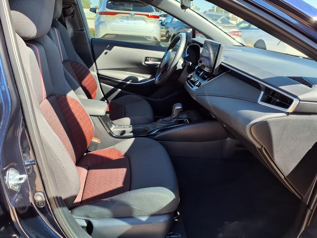 2025 Toyota Corolla SE Blue at Toyota of Victoria