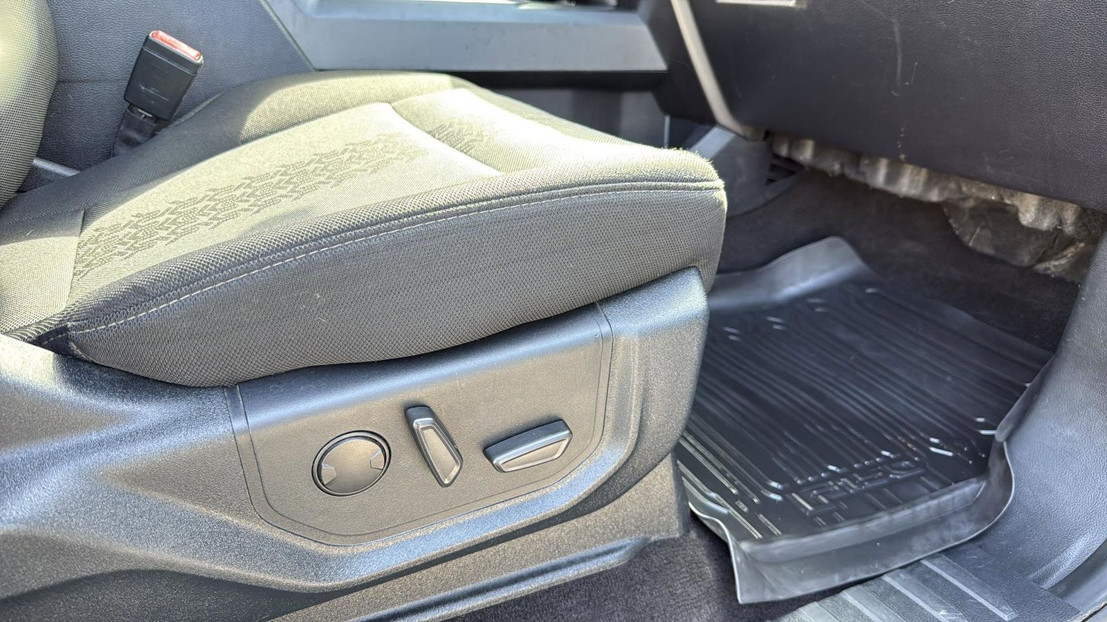 Used Car 2020 Ford F-150  Xlt For Sale Under $35,000 In Austin, Texas
