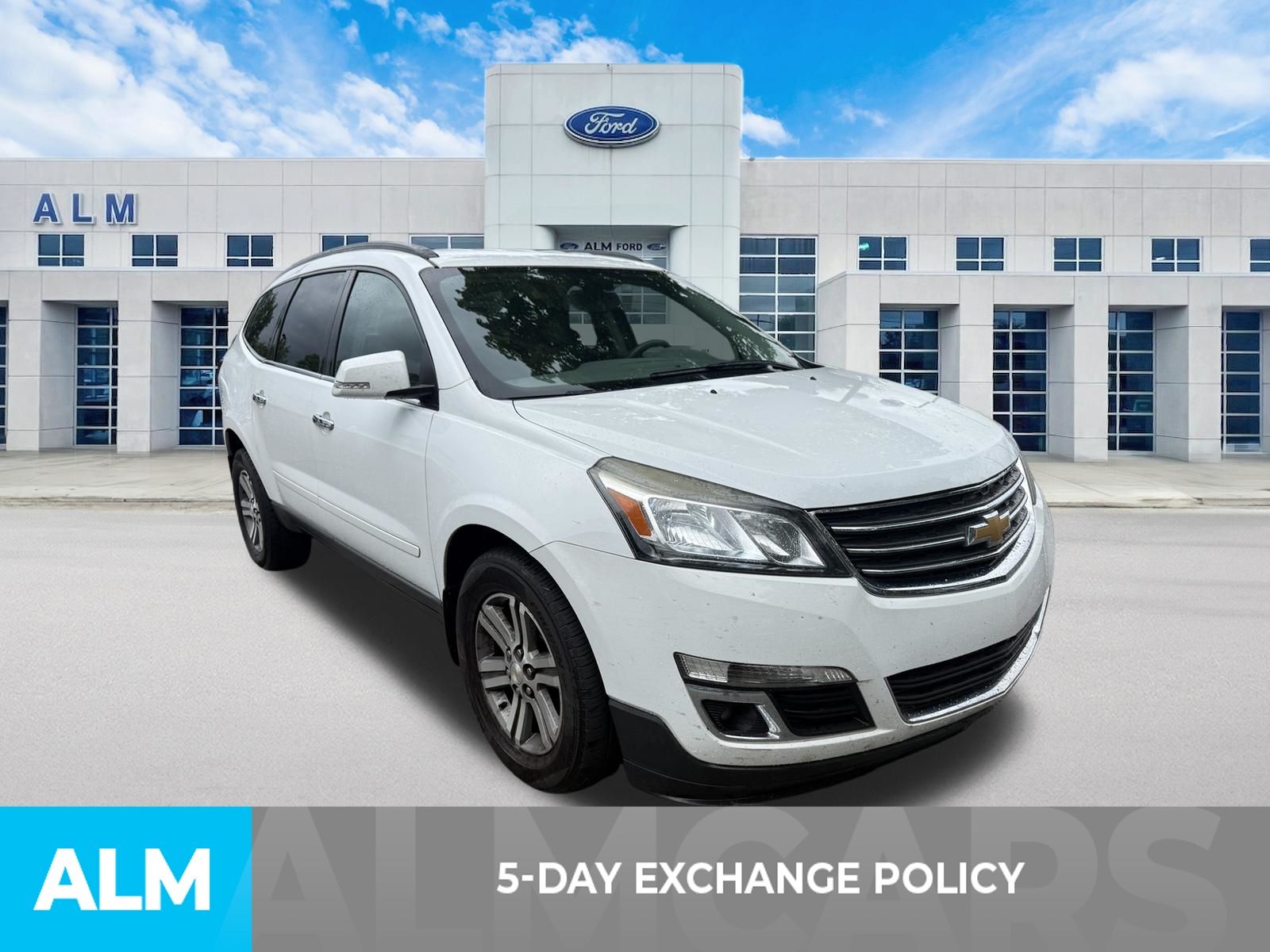 Used 2017 White Chevrolet LT image 3