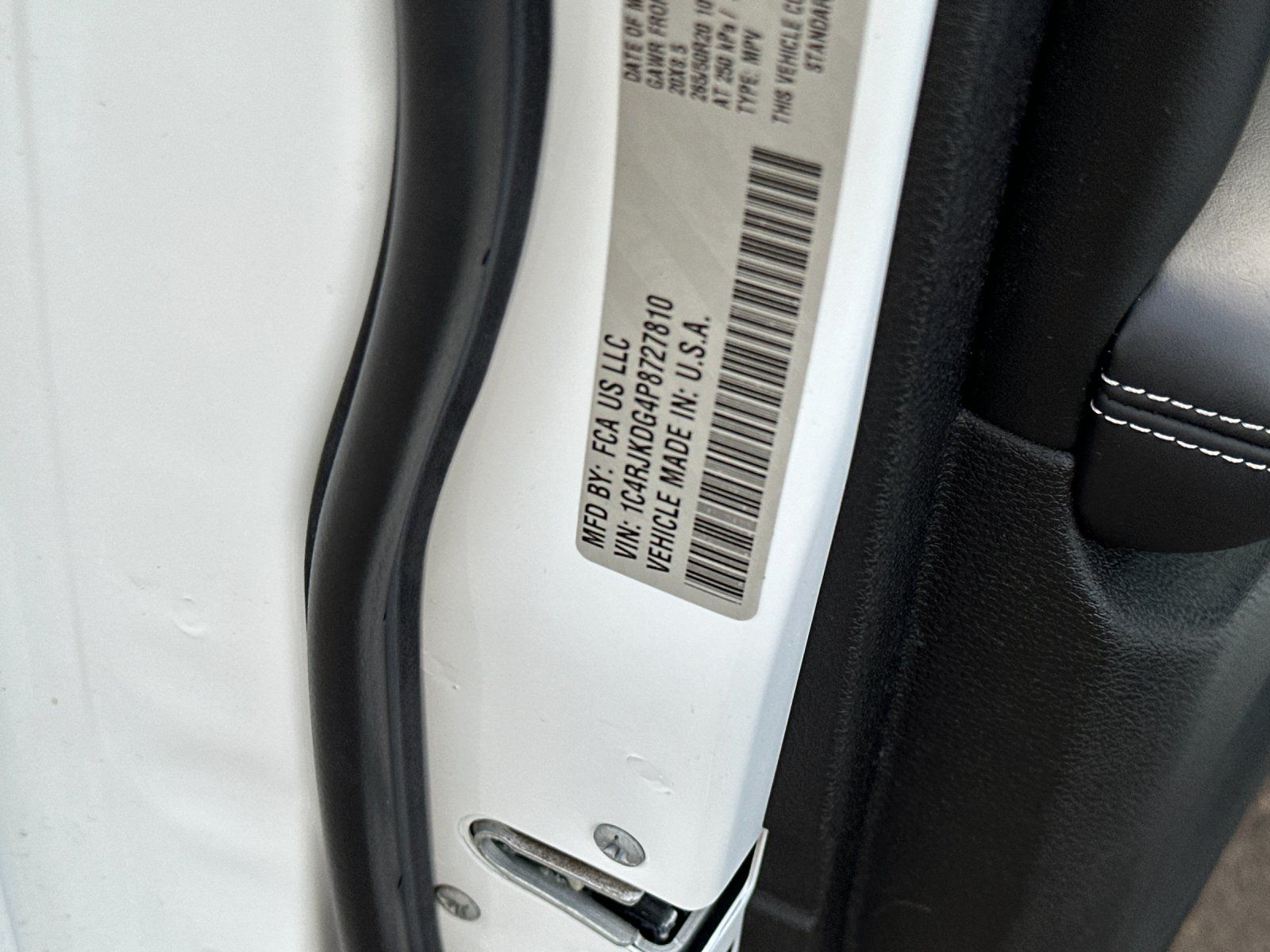 used 2023 Jeep Grand Cherokee L car, priced at $34,498