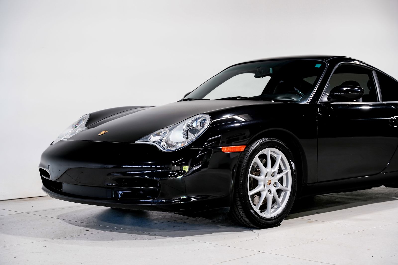 2004 Porsche 911 Carrera — photo 26