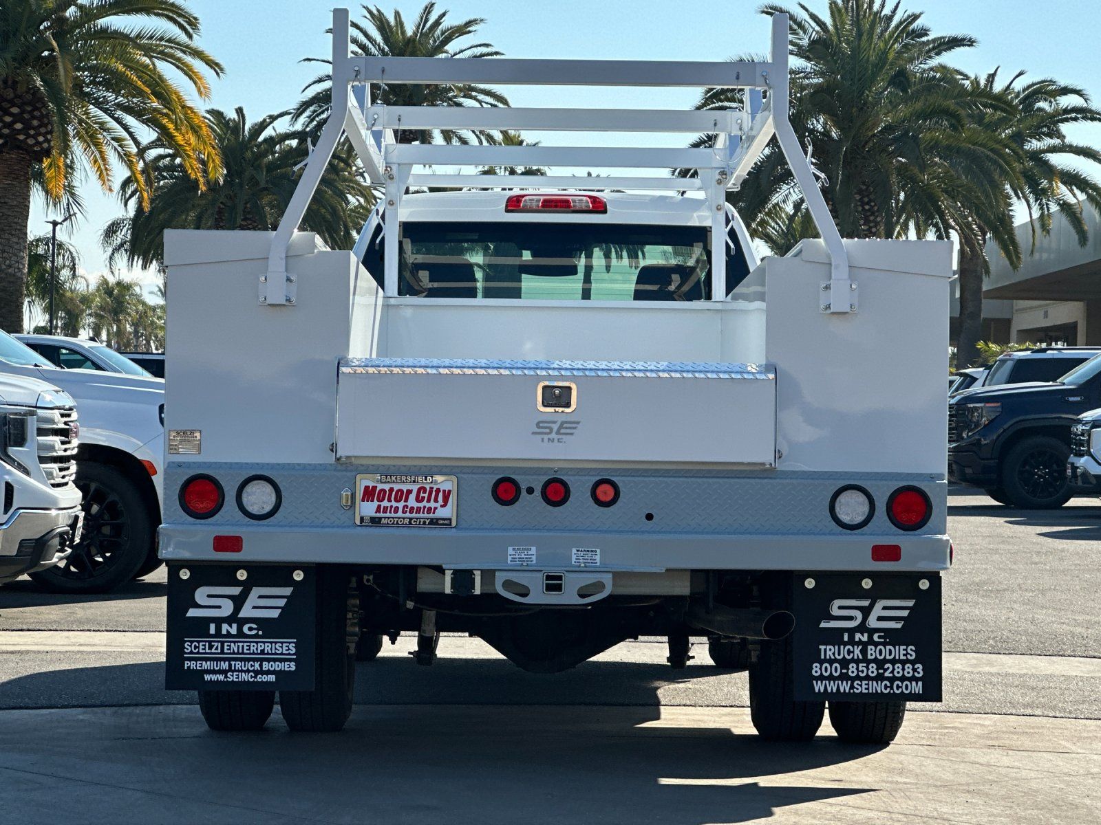 View vehicle photo 5