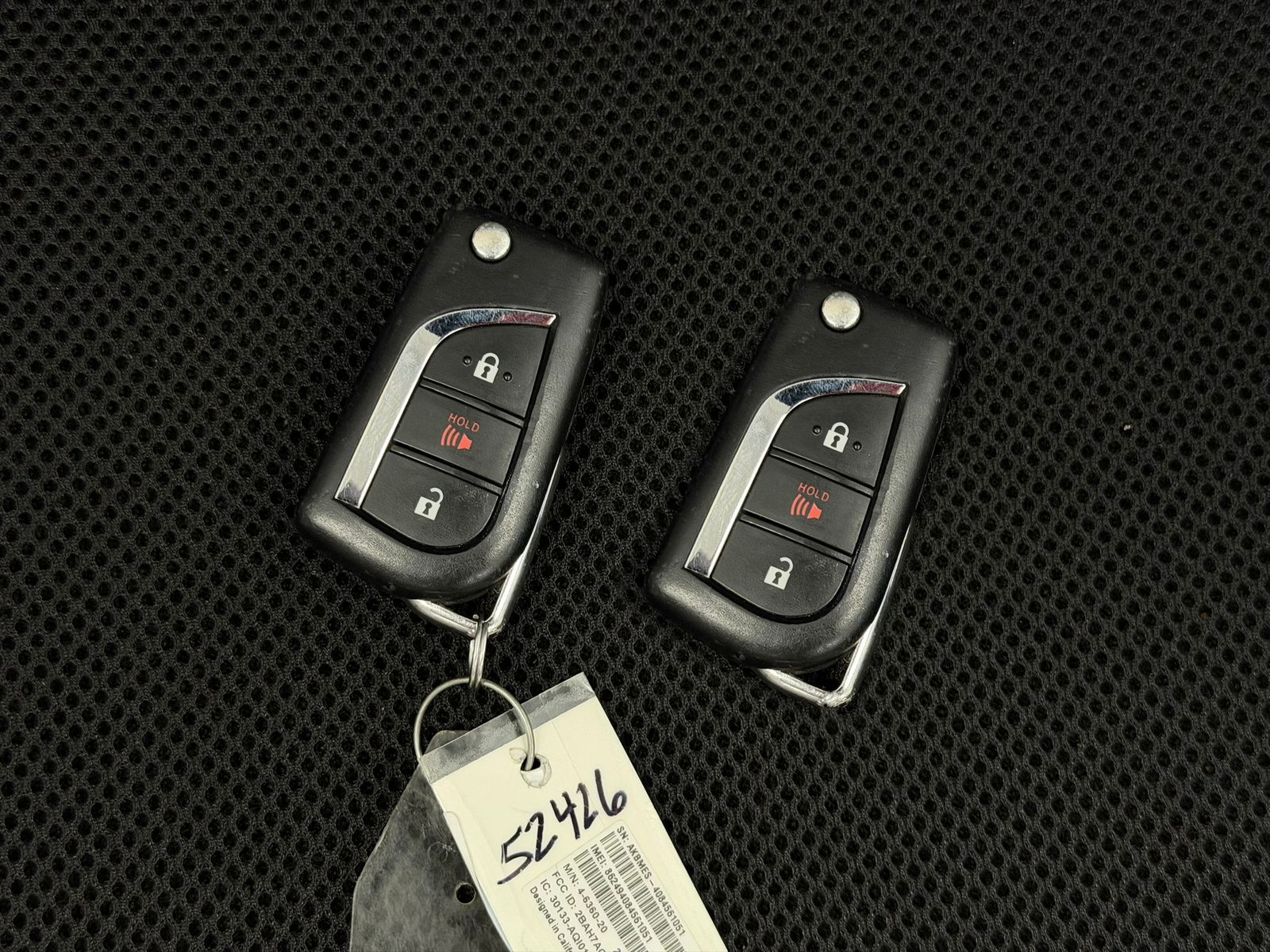 Used 2025 Silver Sky Metallic Toyota LE image 9