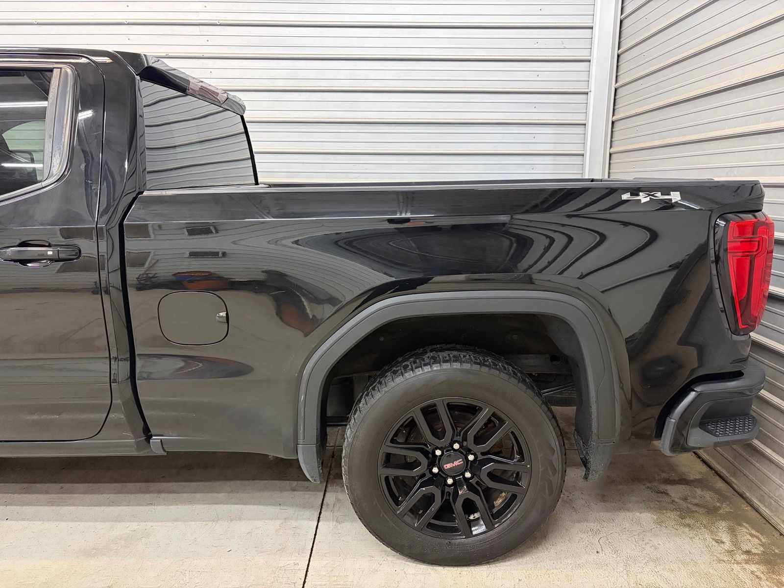 2022 GMC Sierra 1500 Limited Elevation Standard - Image 5