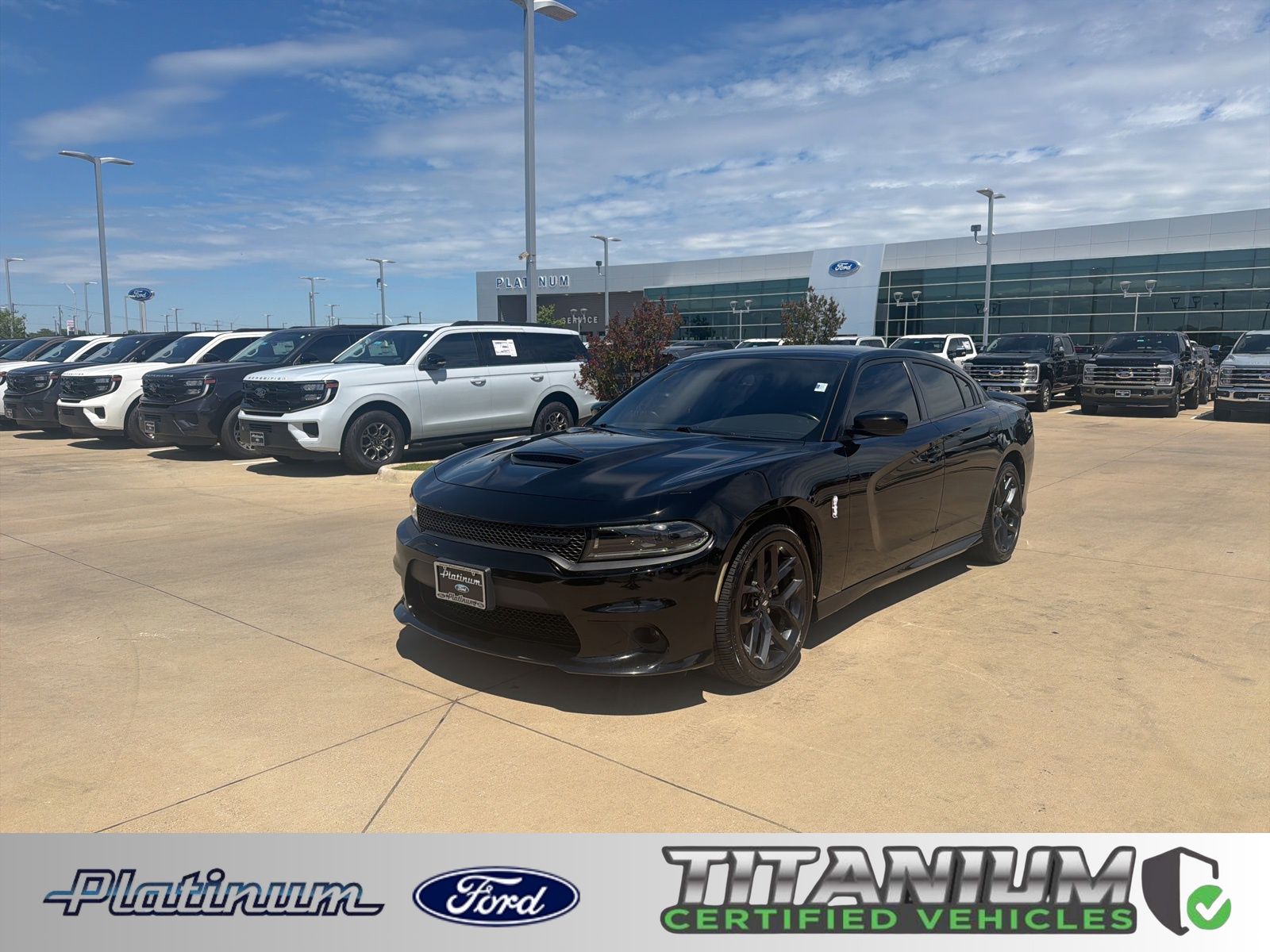 Pitch Black Clearcoat 2022 Dodge Charger R/T RWD Sedan Rear-Wheel Drive 8-Speed Automatic