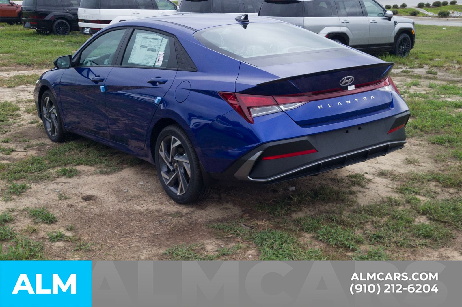 Used 2025 Intense Blue Hyundai SEL Sport image 8