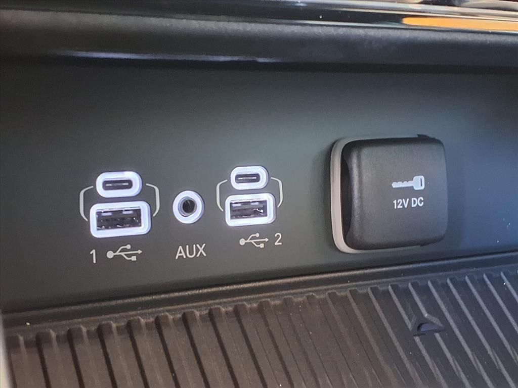 2026 Jeep Grand Cherokee Altitude - 11