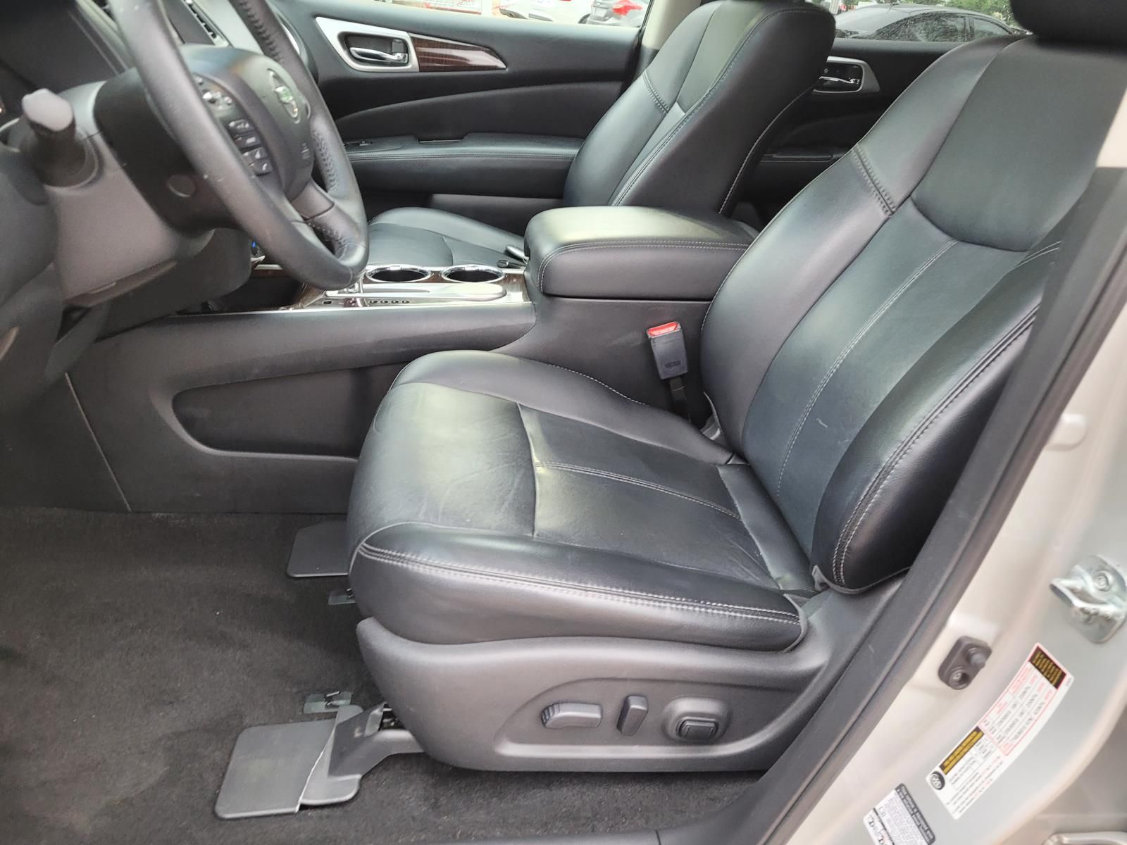 used 2015 Nissan Pathfinder car, priced at $11,500