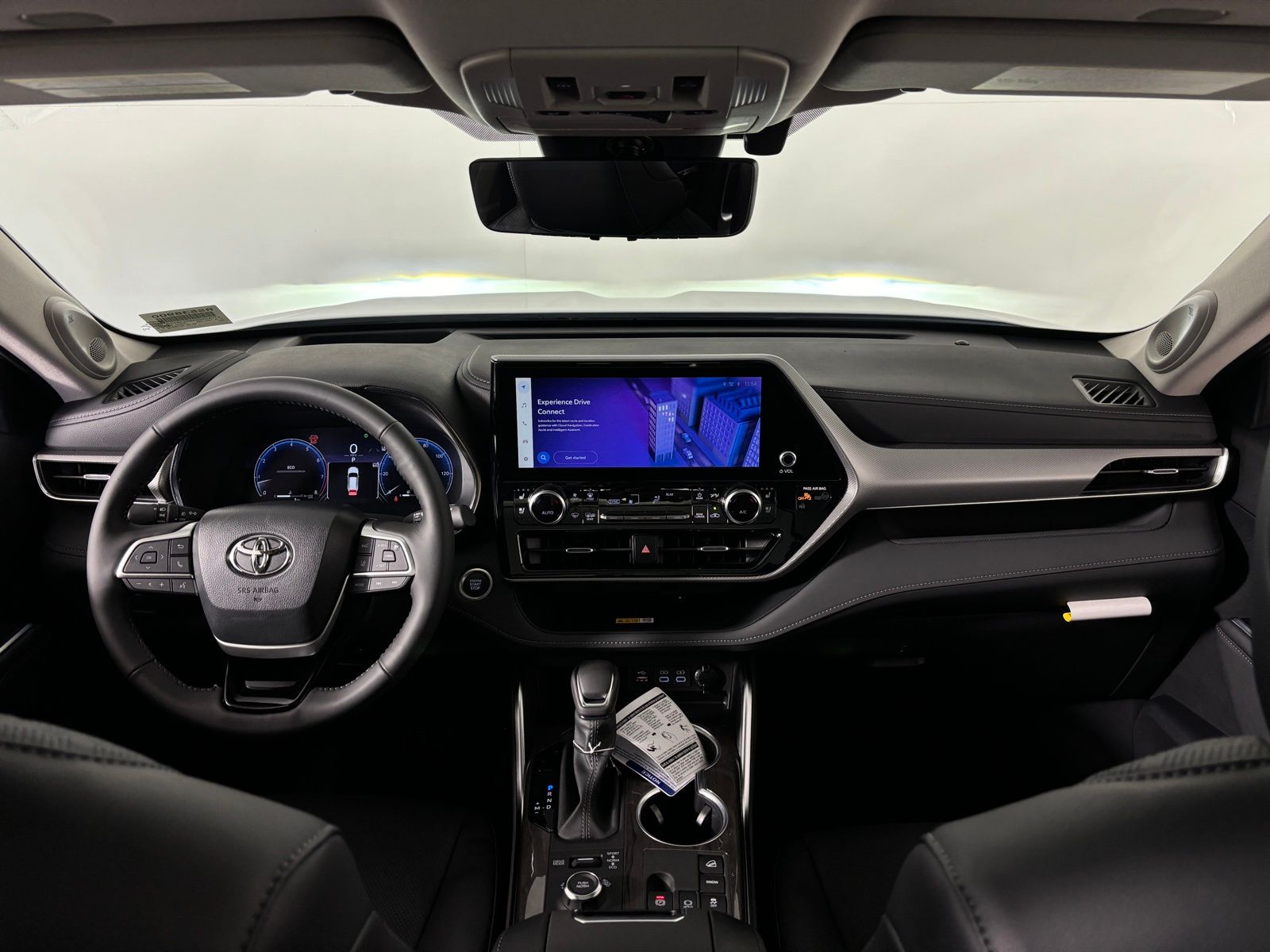 Thumbnail: 2025 Toyota Highlander - 26