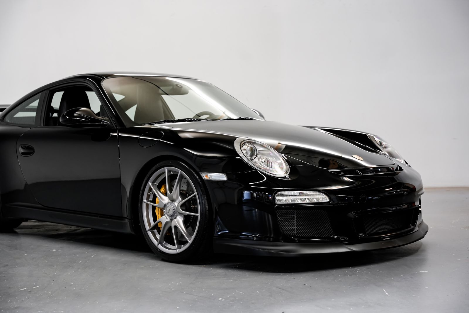 2010 Porsche 911 GT3 — photo 36